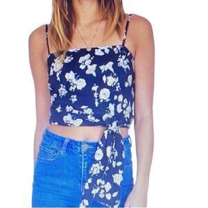 New Amuse Society Women's Crop Top XS "Only You" Black Floral Self Tie New W/Tag